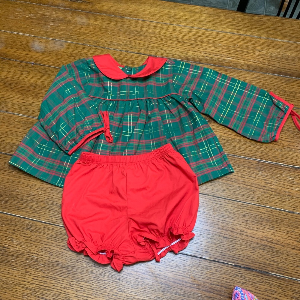 Girls Smocked auctions 24mo